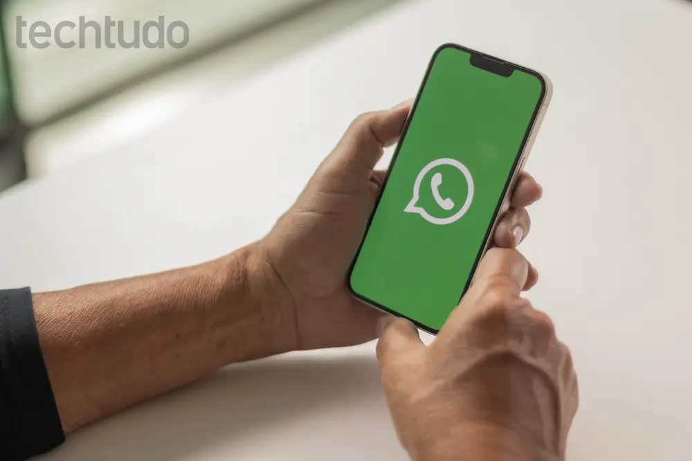 Meta libera 4 IAs gratuitas no WhatsApp
